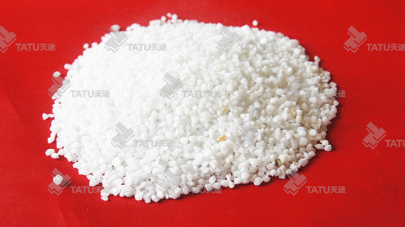 彩色路面防滑材料陶瓷颗粒